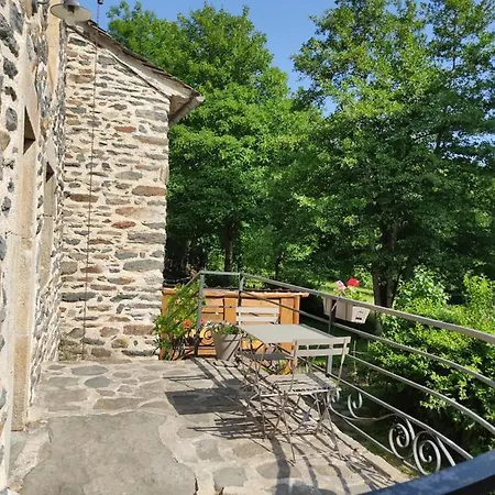 Gite Le P'Tit Nid De Riouffreyt Le Pertuis Exterior photo